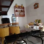 Santa Eulália House Apartman *